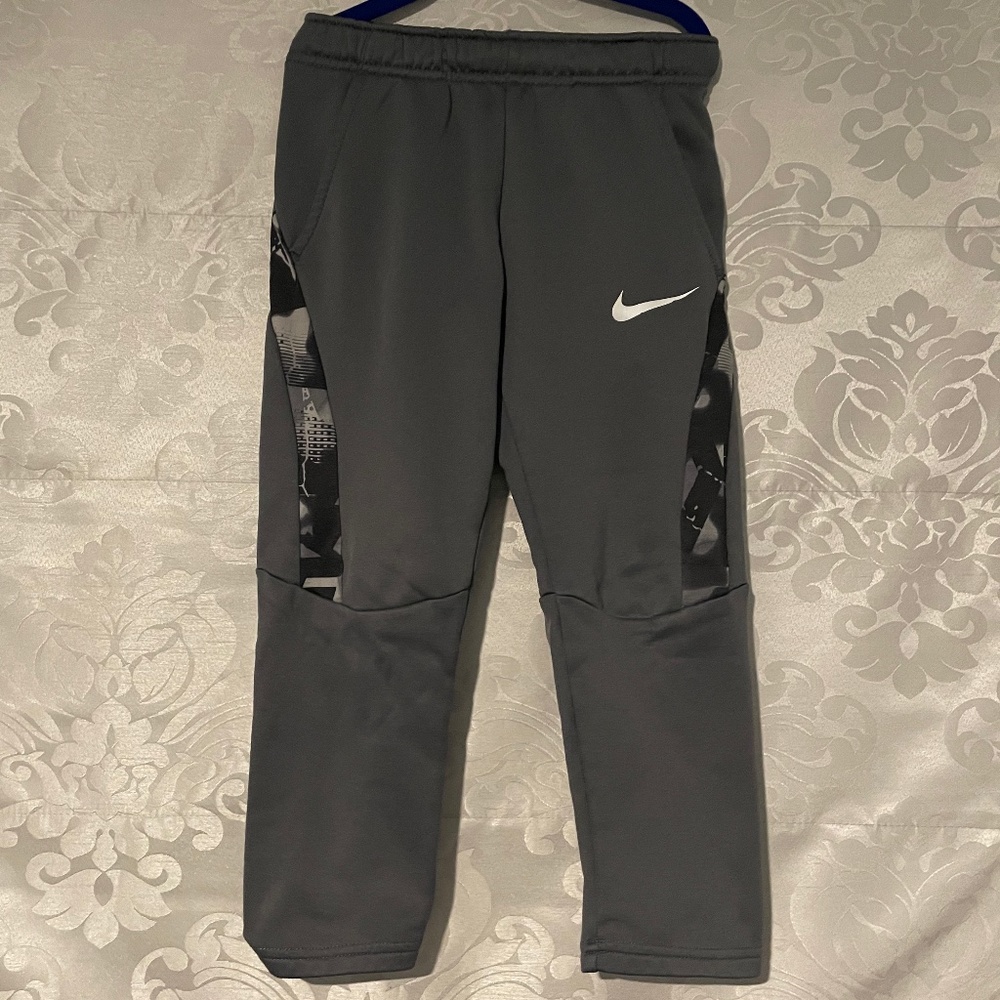 Kids Nike Sweatpants